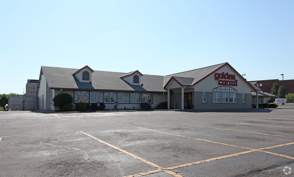 More Photos Of 470 Kolb Dr, Fairfield Restaurant For Sale