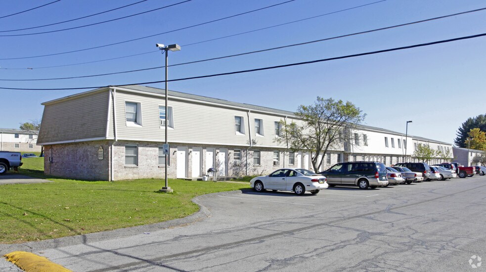 Primary Photo Of 278 Cameron Dr, Slippery Rock Apartments For Sale