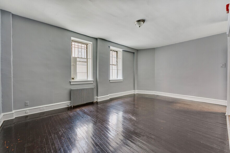 More Photos Of 130-146 Garrett Rd, Upper Darby Township Apartments For Sale