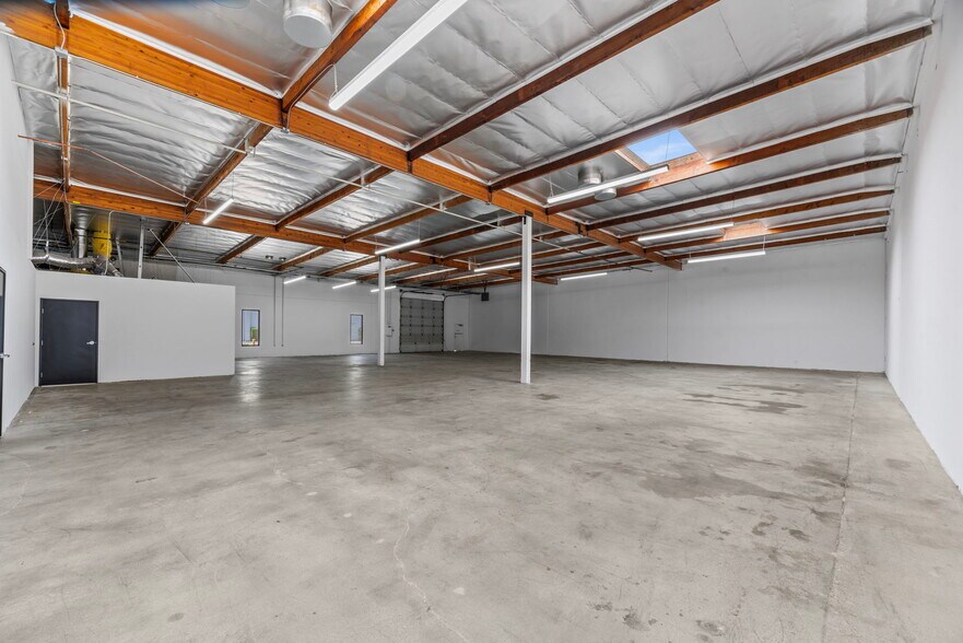 More Photos Of 20600 Gramercy Pl, Torrance Light Manufacturing For Lease