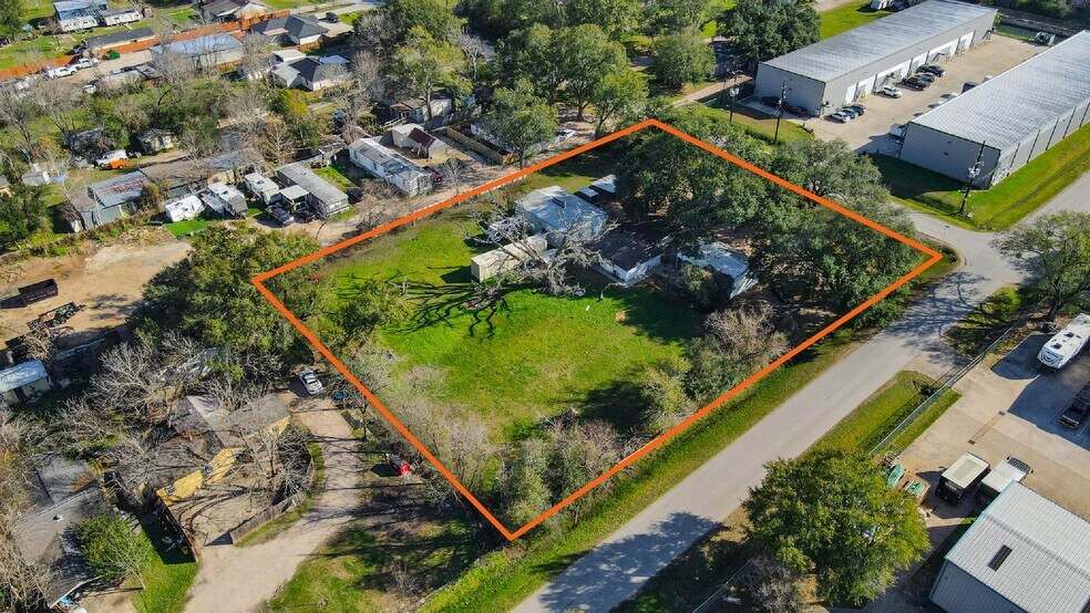 More Photos Of 16314 Dundee Rd, Cypress Land For Sale