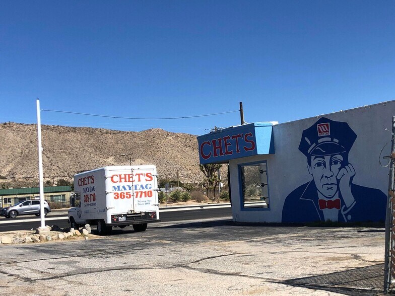 More Photos Of 55985 29 Palms Hwy, Yucca Valley Convenience Store For Sale