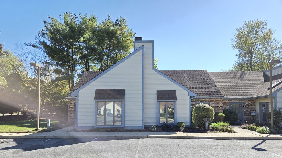 More Photos Of 146 Lakeview Dr S, Gibbsboro Medical For Sale