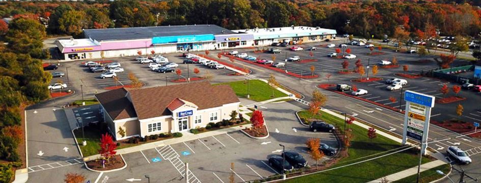 More Photos Of 718 Dartmouth St, Dartmouth Unknown For Lease