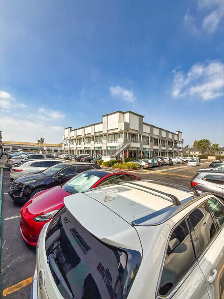 Primary Photo Of 9902-9978 Bolsa Ave, Westminster Unknown For Lease