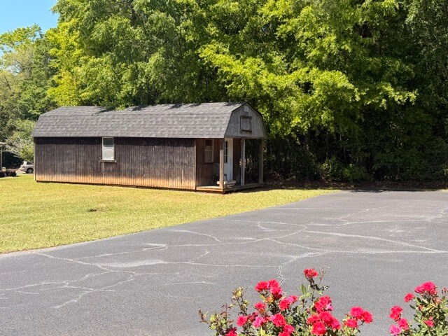 More Photos Of 555 Bluebird Blvd, Fort Valley Healthcare For Sale