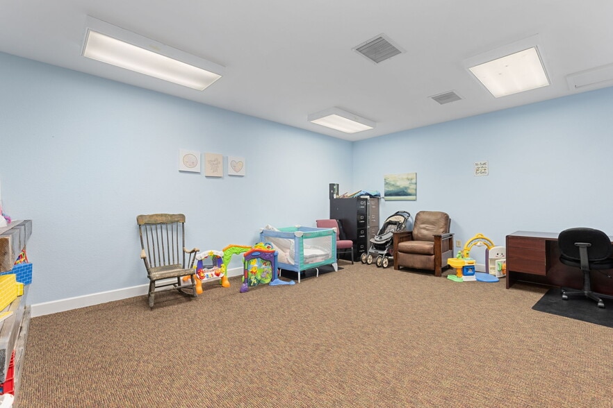 More Photos Of 10 Chapel Hill Dr, Brighton Religious Facility For Sale