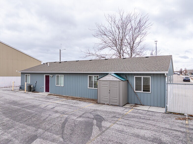 More Photos Of 280 Laurel Ln, Chubbuck Industrial For Sale