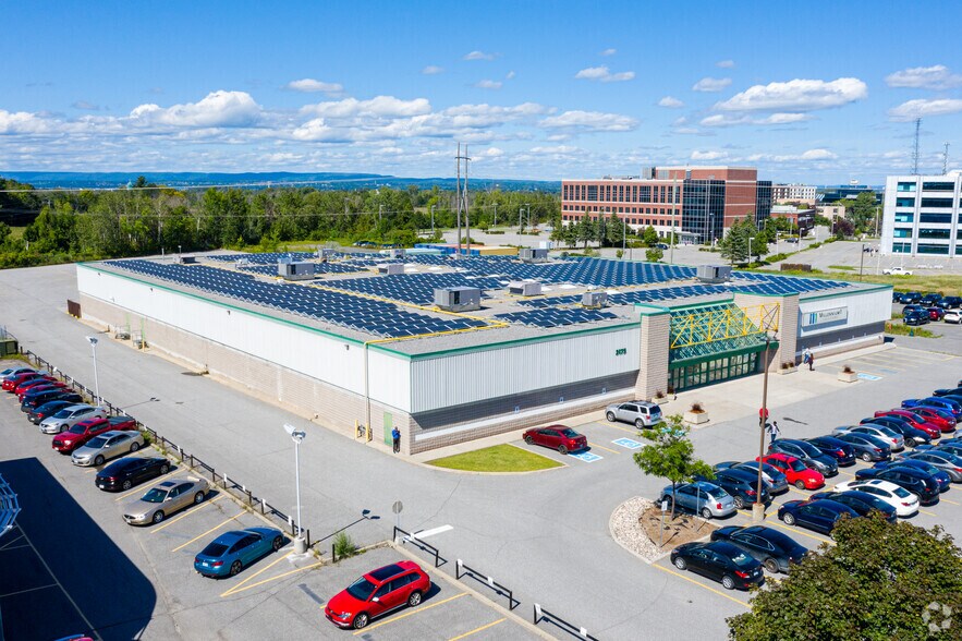 More Photos Of 2175 Robertson Rd, Ottawa Light Distribution For Lease