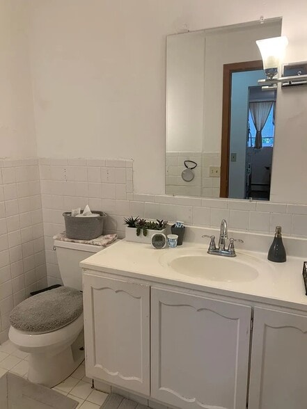 More Photos Of 4001 Mavelle Dr, Edina Apartments For Sale