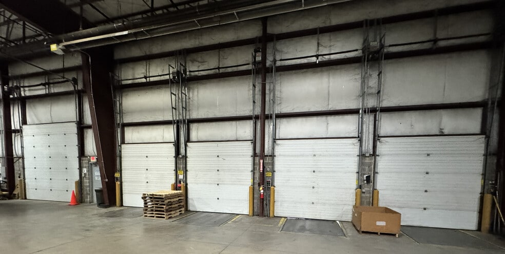 More Photos Of 3500 W Industries Rd, Richmond Industrial For Sale