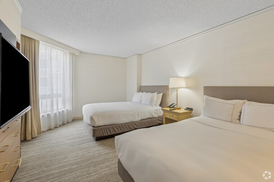 More Photos Of 6120 Peachtree Dunwoody Rd, Atlanta Hotel For Sale
