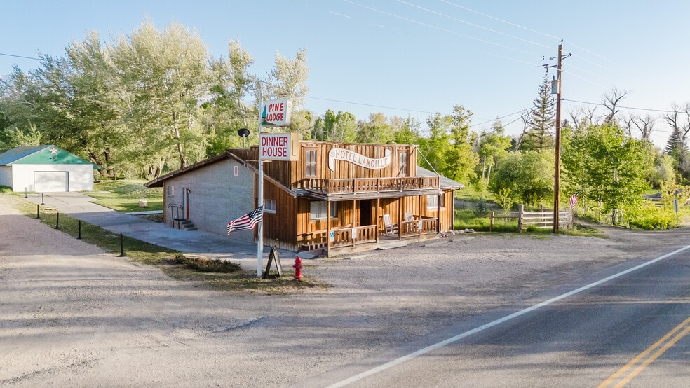 More Photos Of 925 Lamoille Hwy, Lamoille Hotel For Sale