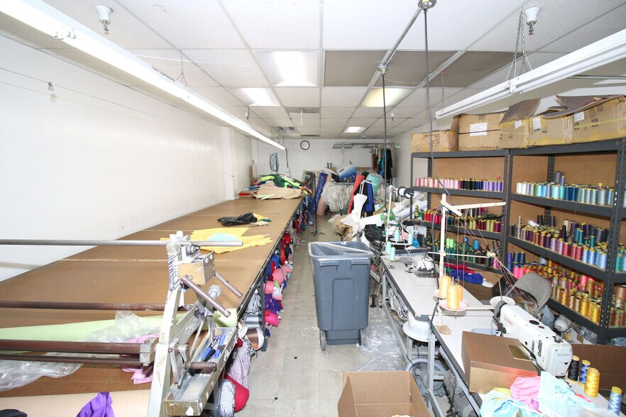 More Photos Of 1100 S San Pedro St, Los Angeles Storefront For Sale