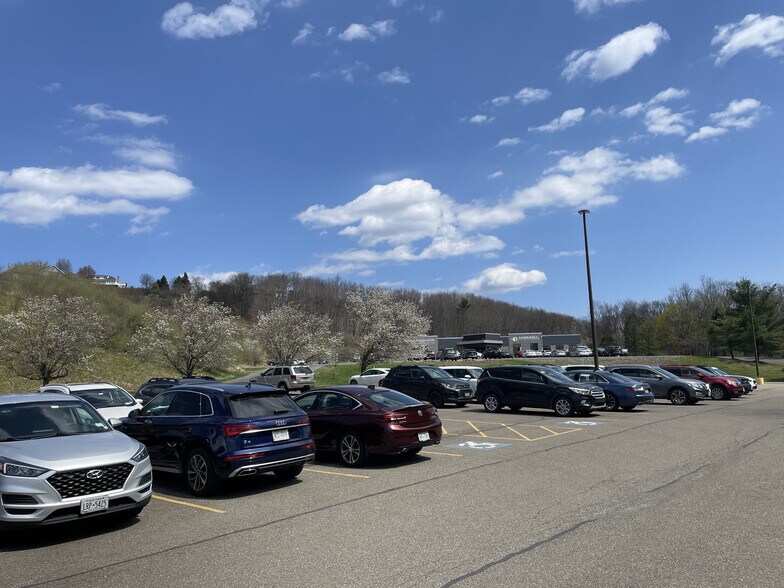 More Photos Of 520 Columbia Dr, Johnson City Medical For Lease