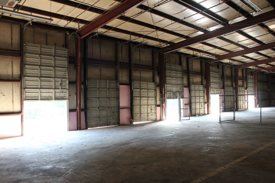 More Photos Of 7340 Bellwood Rd, Ackerman Industrial For Sale