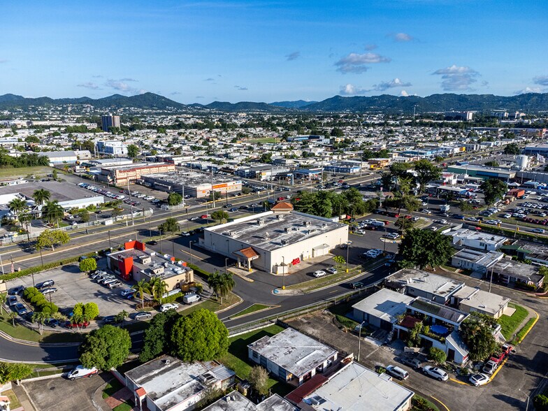 More Photos Of 101 PR-1, Caguas Drugstore For Sale