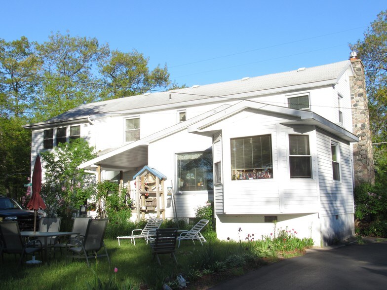 More Photos Of 4497 S US Highway 23, Greenbush Hotel For Sale