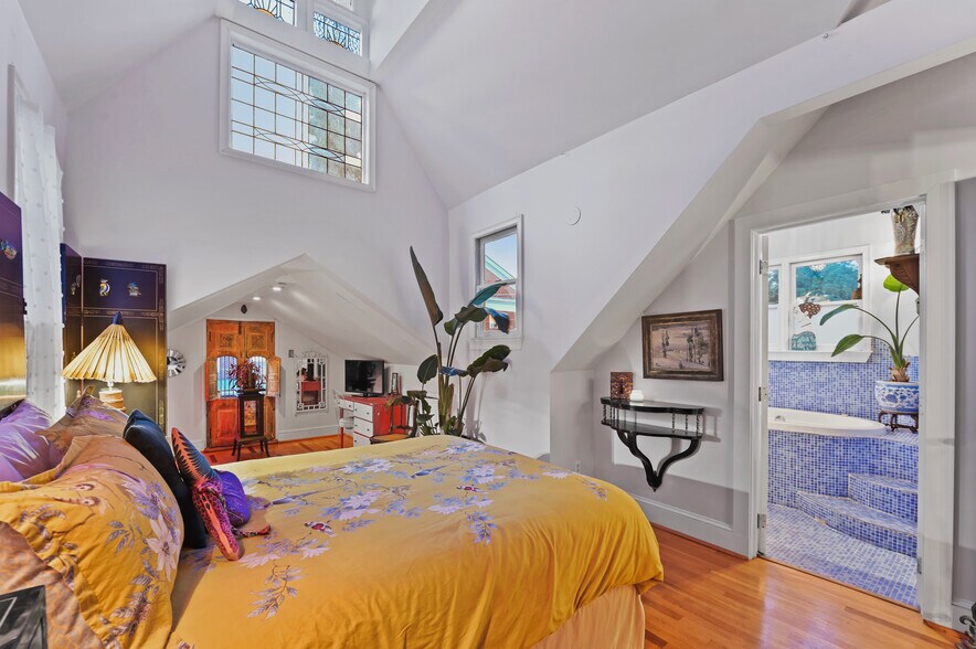 More Photos Of 3532 S Fulton Ave, Hapeville Lodge Meeting Hall For Sale