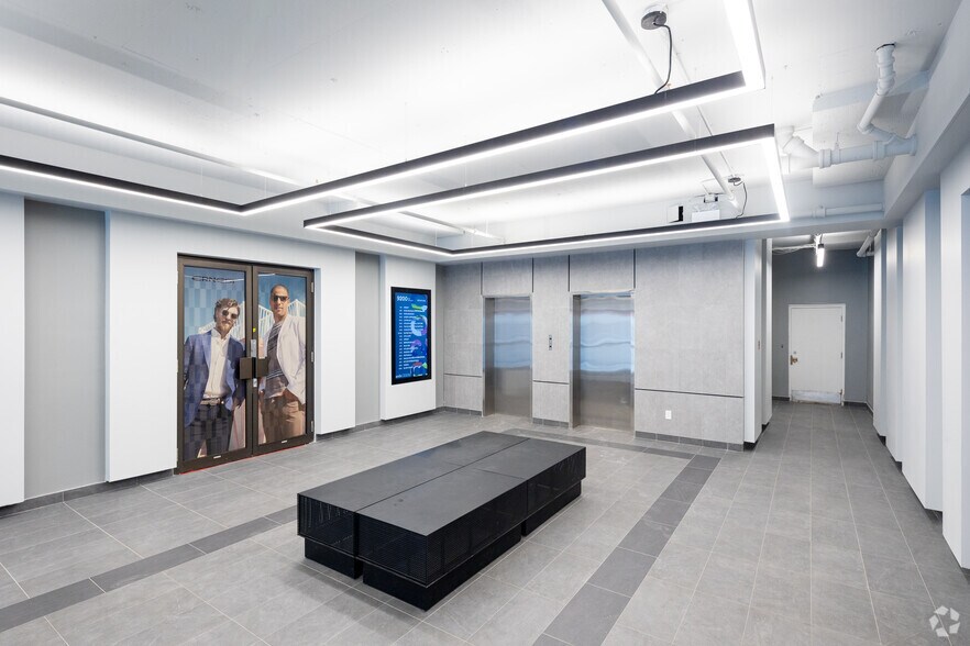 More Photos Of 9200 Rue Meilleur, Montréal Office For Sale