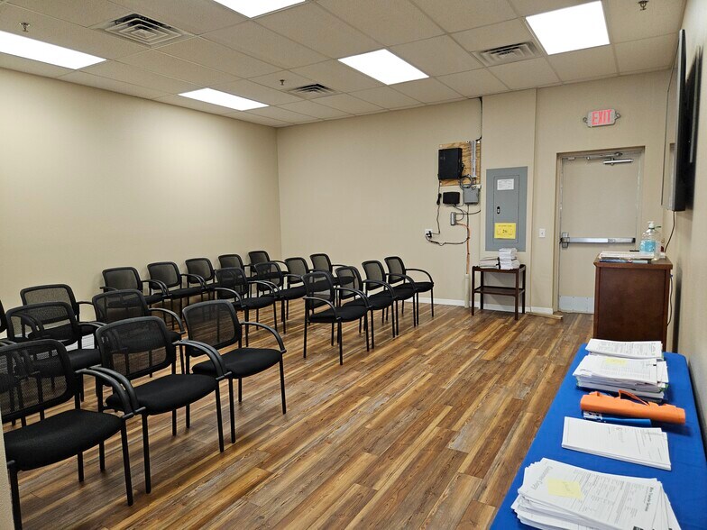 More Photos Of 3990 E SR 44, Wildwood Coworking Space