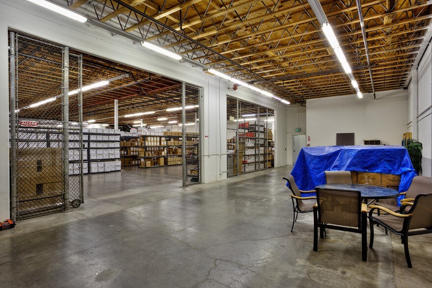 More Photos Of 11 Vanderbilt, Irvine Research And Development For Sale