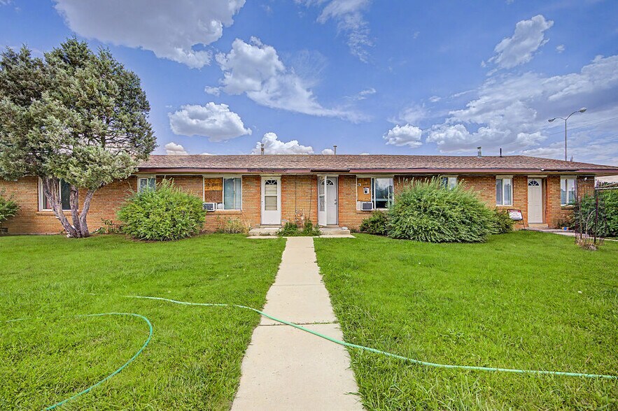 More Photos Of 630 W 6th St, Craig Apartments For Sale