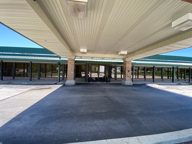 More Photos Of 2120 W Kearney St, Springfield Medical For Sale