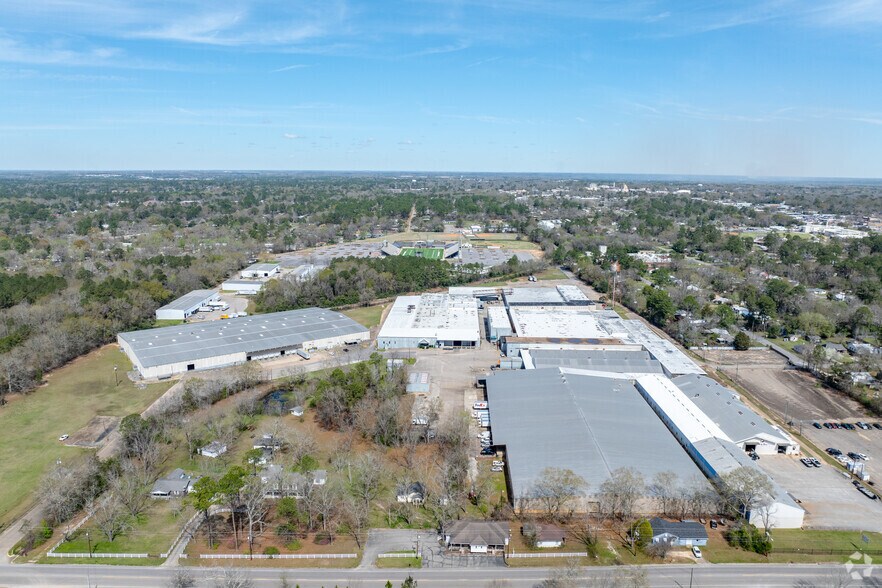 Primary Photo Of 119 Anderson Ct, Dothan Warehouse For Lease