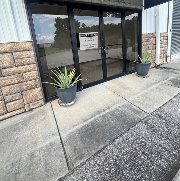 More Photos Of 1150 Echo Ct, Peachtree City Office For Lease