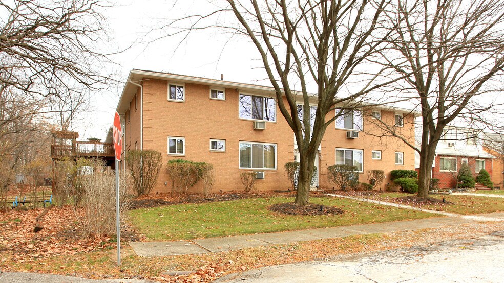 More Photos Of 12001 Marguerite Ave, Cleveland Apartments For Sale