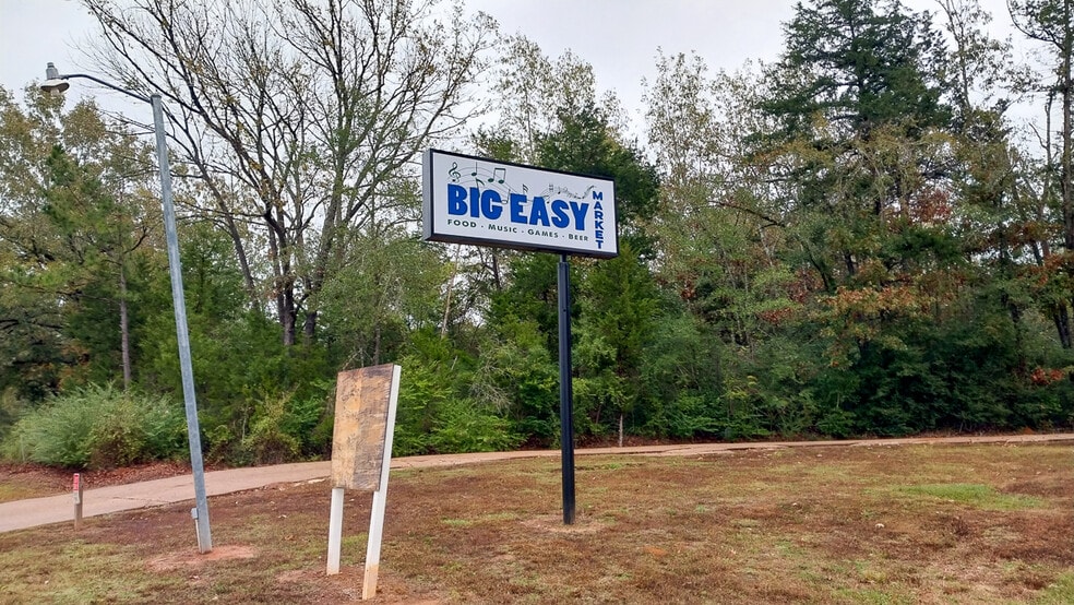 More Photos Of 120 NW 304 Loop, Crockett Daycare Center For Sale