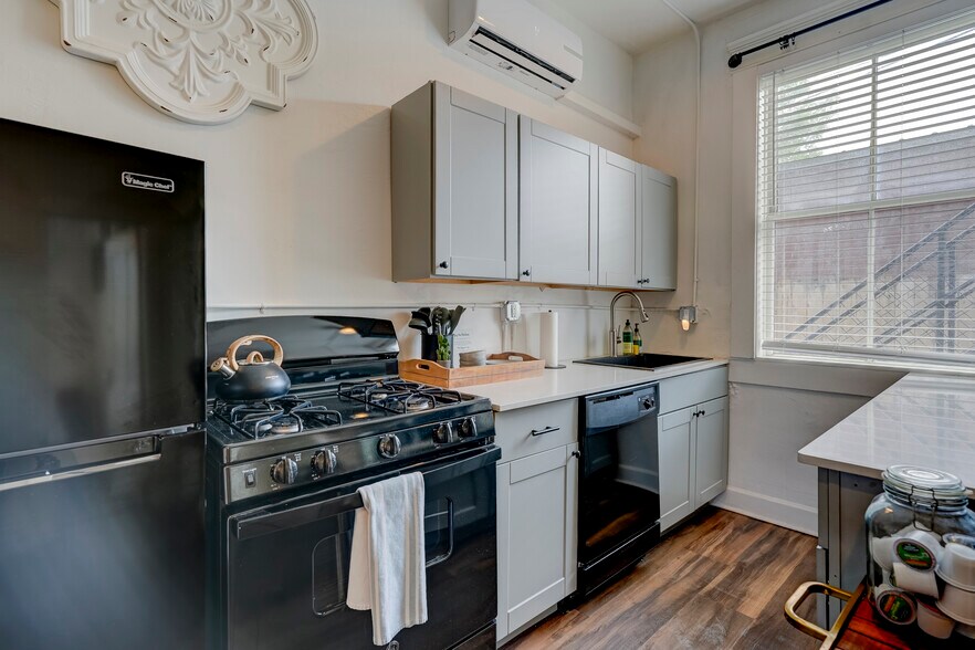 More Photos Of 215 E Willis St, Prescott Apartments For Sale