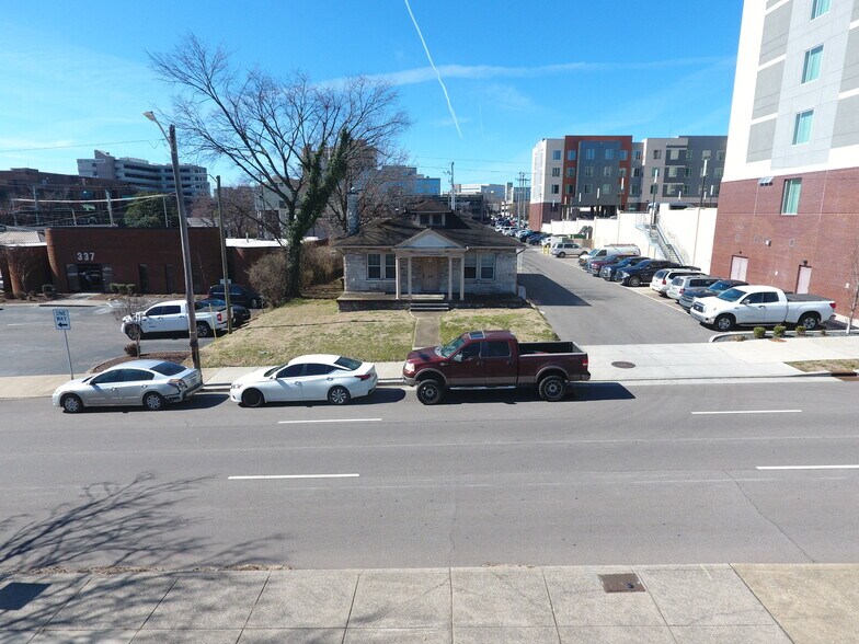 More Photos Of 341 21st Ave N, Nashville Office For Lease