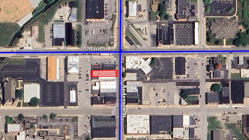 More Photos Of 106 S Anderson St, Elwood Storefront Retail Office For Lease