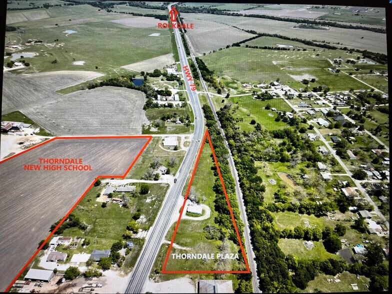 More Photos Of 5556 US-79 BUS Hwy, Thorndale Storefront Retail Office For Lease