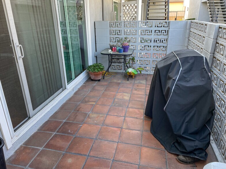 More Photos Of 3564 Del Amo Blvd, Torrance Apartments For Sale