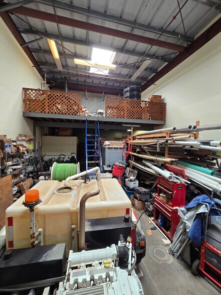 More Photos Of 330 Ohukai Rd, Kihei Unknown For Lease