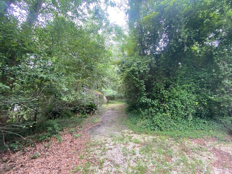 More Photos Of 306 E Doty Ave, Summerville Land For Sale