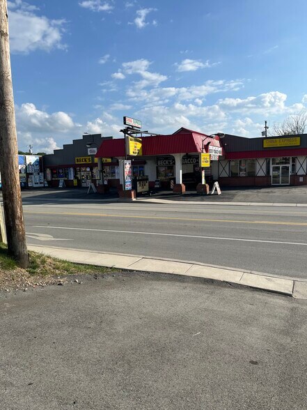 More Photos Of 855 Jefferson Ave, Washington Convenience Store For Lease