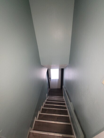 More Photos Of 2536 Indianapolis Ave, Indianapolis Apartments For Sale