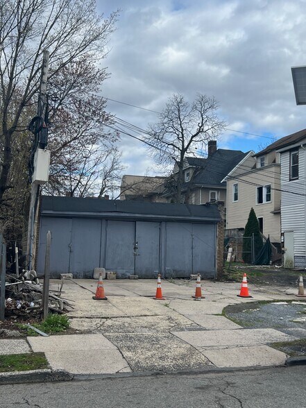 More Photos Of 416 Park Ave, East Orange Storefront Retail Residential For Sale