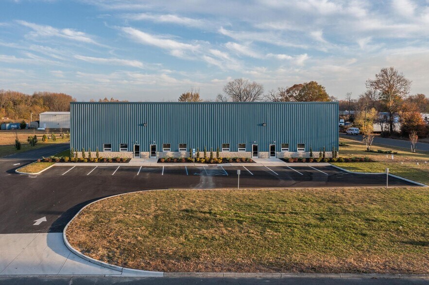 More Photos Of 1 Kerry Ct, Southampton Industrial For Sale