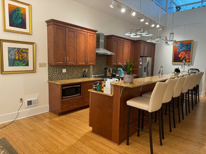 More Photos Of 1735 E Carson St, Pittsburgh Storefront Retail Residential For Sale