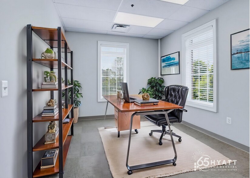 More Photos Of 23076 Three Notch Rd, California Office For Lease