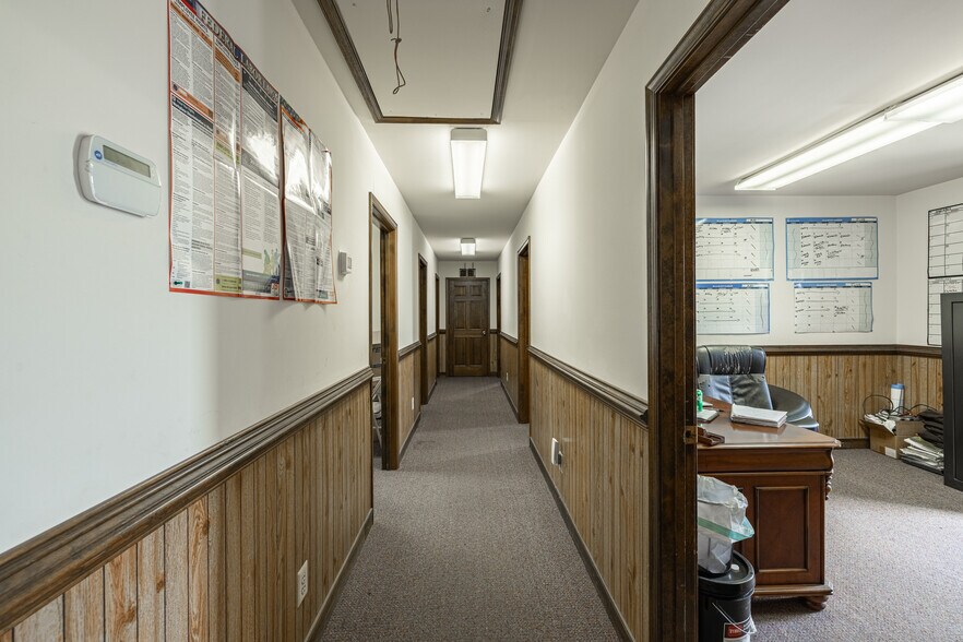 More Photos Of 100-102 Industrial Blvd, Toano Office For Sale
