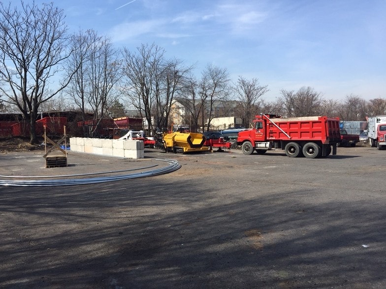 More Photos Of 53 Clifton Blvd, Clifton Truck Terminal For Sale