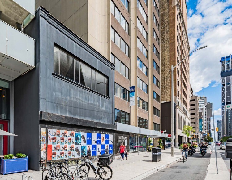 Primary Photo Of 192 Bloor St W, Toronto Storefront Retail Office For Lease