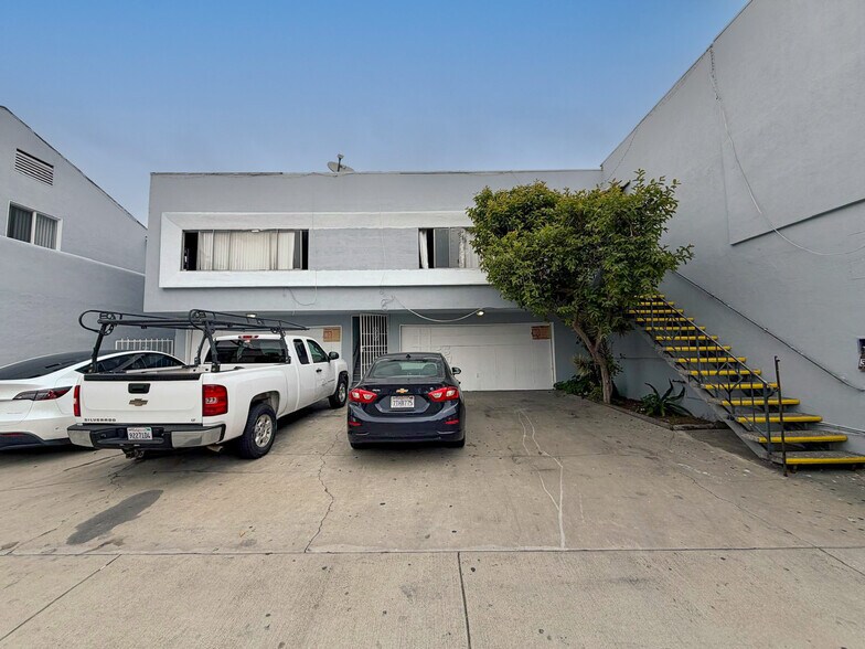 More Photos Of 139-141 W Arbor Vitae St, Inglewood Apartments For Sale