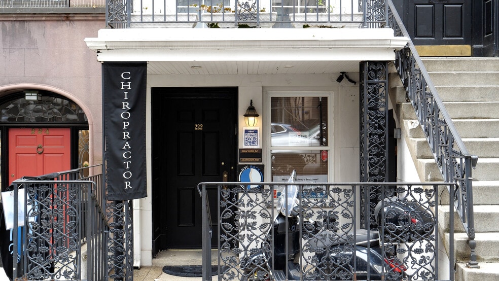 More Photos Of 222 E 68th St, New York Apartments For Lease